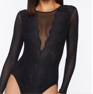 Forever 21 Mesh Top xs